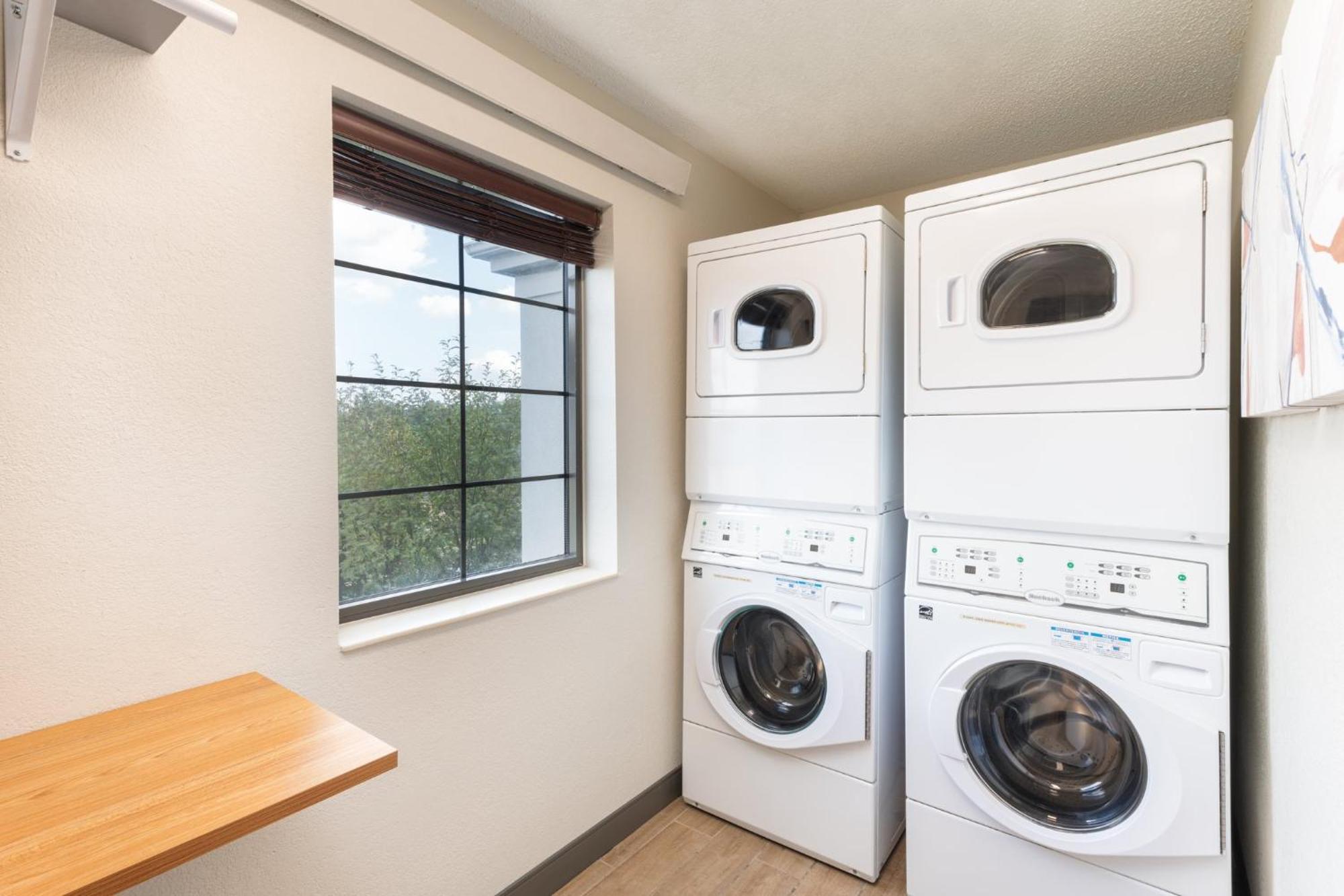 Candlewood Suites Eagan - Mall Of America Area By Ihg Bagian luar foto